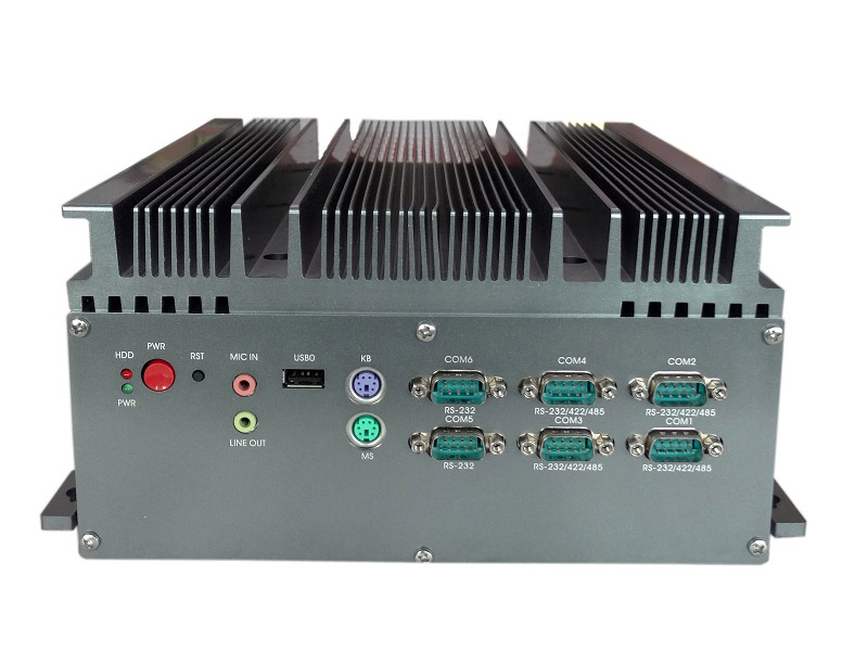 4 LAN Fanless Box PC incorporado com slot de expansão